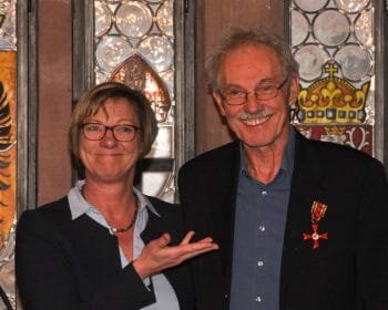 Bundesverdienstkreuz Rainer Grießhammer mit Edith Sitzmann